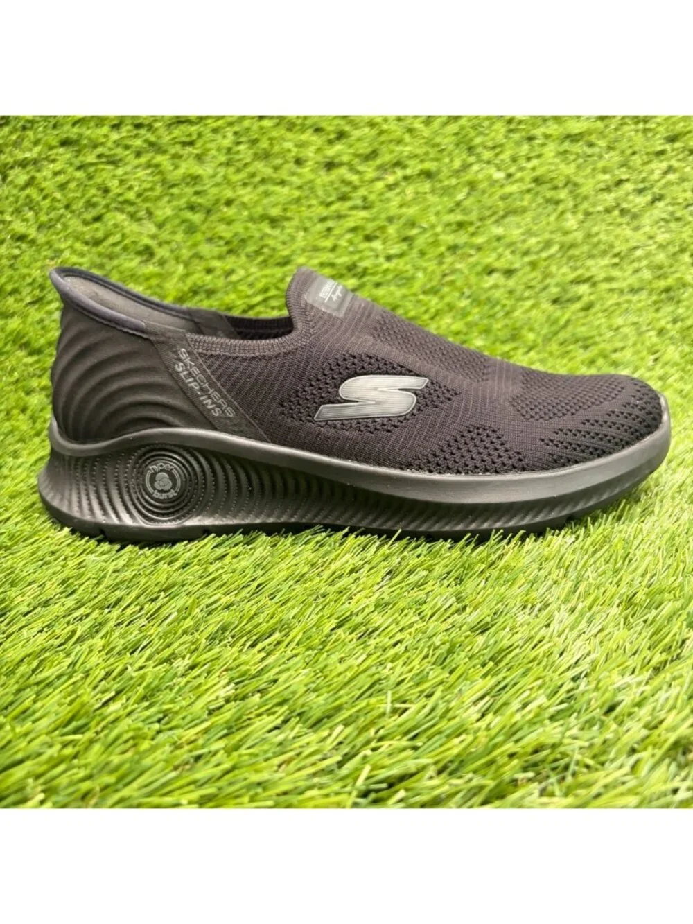 Skechers Go Walk Anywhere Womens Size 6.5 Black Running Slip-On Shoes Sneakers